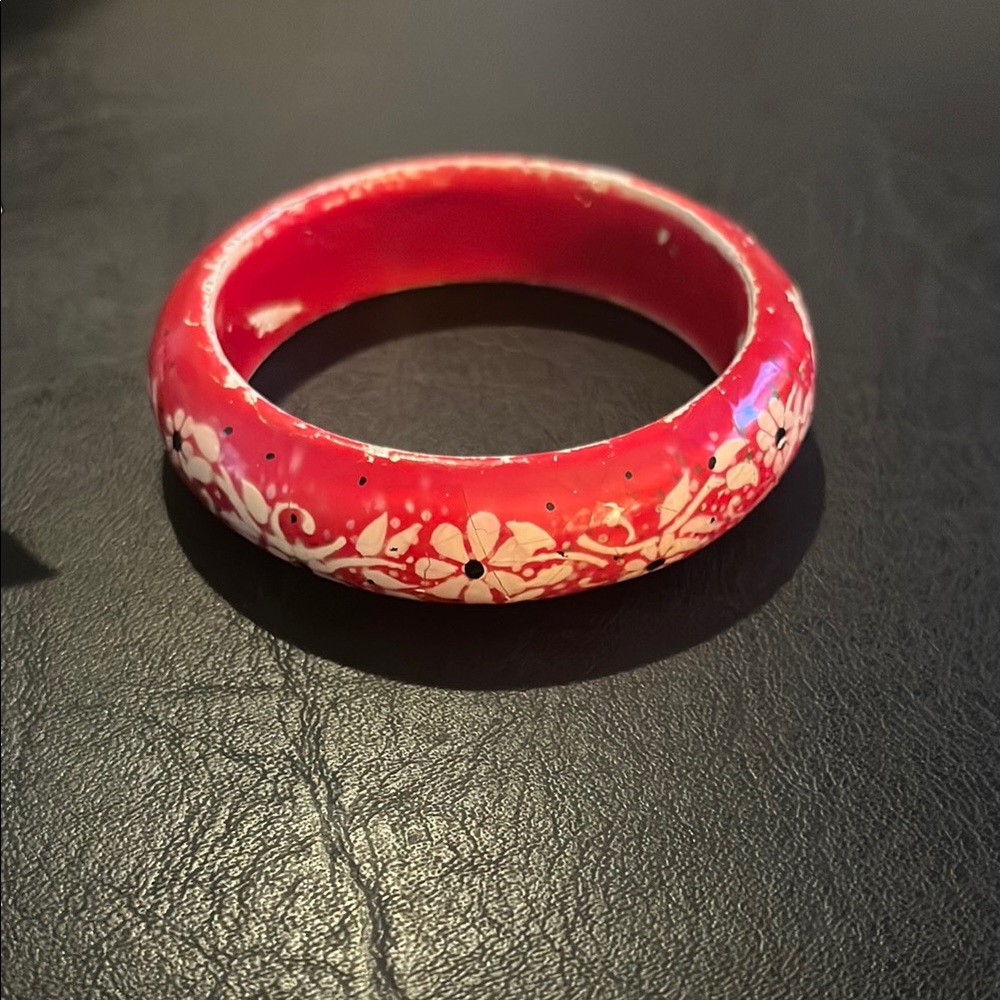 Vintage Floral Red Bangle Bracelet